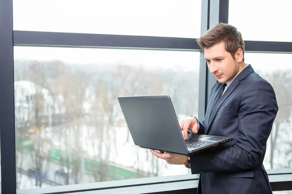 Businessman in the luxury hotel — Stock Photo, Image