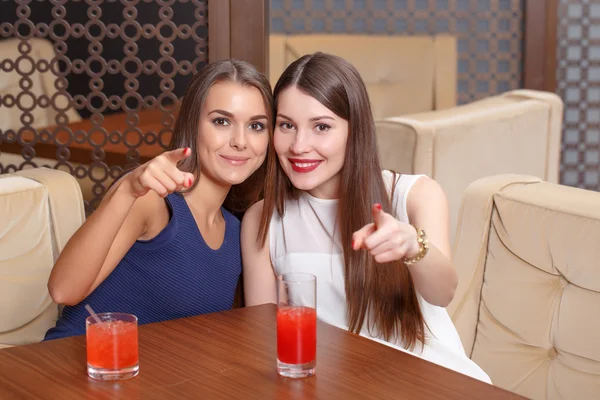 Women have fun at the party — Stock Photo, Image