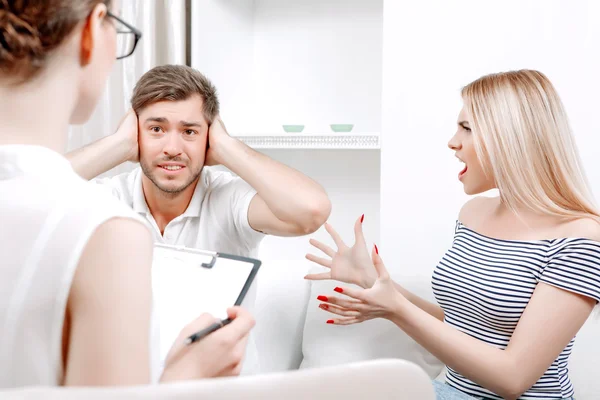 Young couple at psychologist — Stock Photo, Image