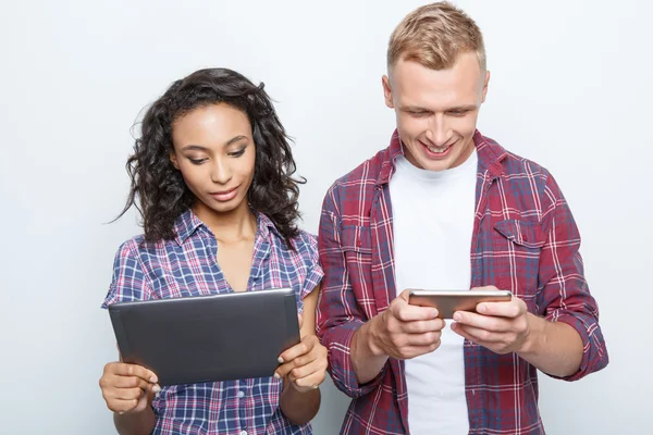 Happy couple making photos — Stock Photo, Image