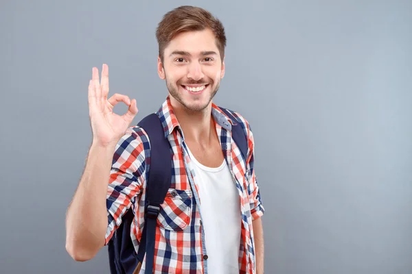 Gelukkig student uitdrukken van emoties — Stockfoto