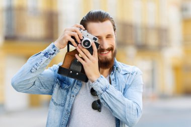 Güzel turistler fotoğraf yaparak