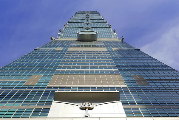 Taipei 101, um centro financeiro, shopping e endereço de prestígio para inquilinos corporativos — Fotografia de Stock