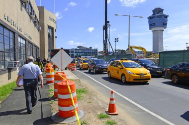 New York'taki Laguardia Havaalanı'nda (Lga) trafik gecikmeleri ve inşaat