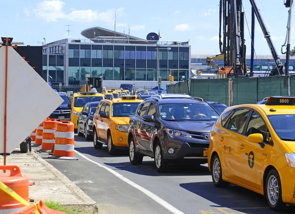 New York'taki Laguardia Havaalanı'nda (Lga) trafik gecikmeleri ve inşaat