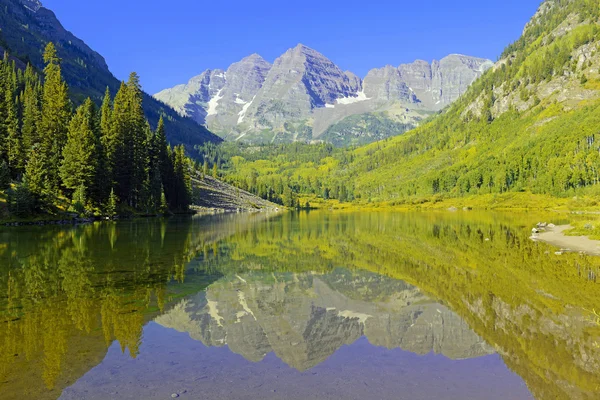 Maroon Bells, Elk Range, Rocky Mountains, Colorado — Stock Photo, Image