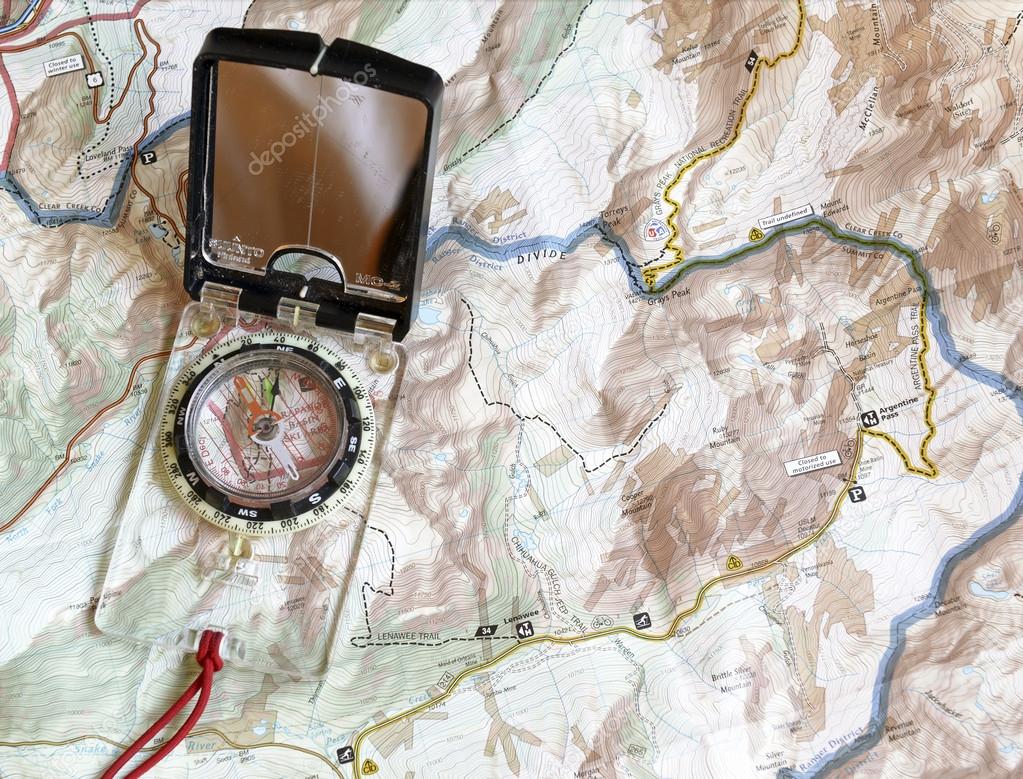 Navigating with compass with map