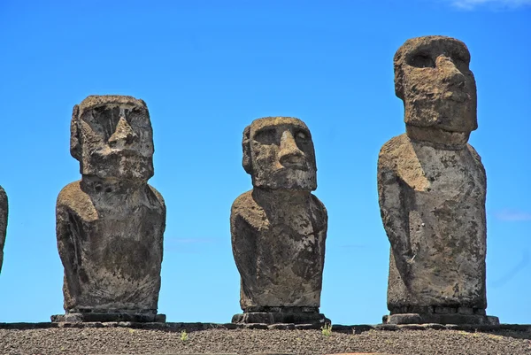 Moai, Wyspa Wielkanocna, rapa nui, chile — Zdjęcie stockowe