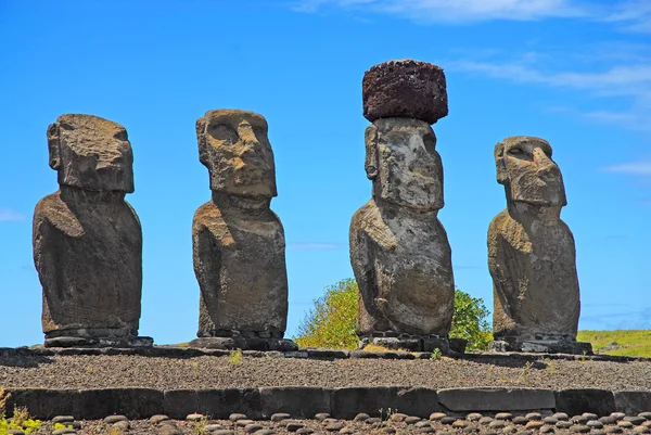 Moai, Wyspa Wielkanocna, rapa nui, chile — Zdjęcie stockowe