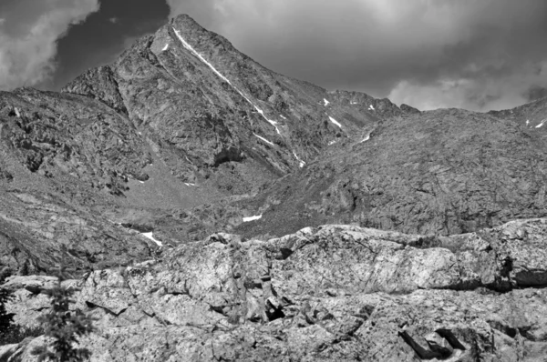 Scena skalista góra w Colorado, Stany Zjednoczone Ameryki — Zdjęcie stockowe