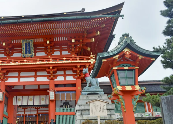 Fushimi inari santuario, kyoto, japón —  Fotos de Stock