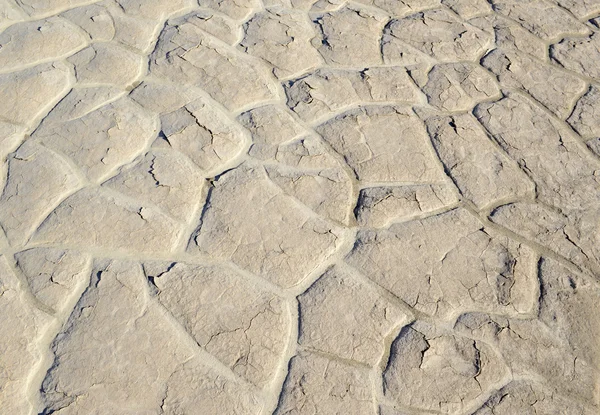 Dried up lake bed in desert — Stock Photo, Image