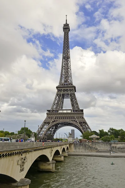 Torre Eiffel em Paris, França — Fotografia de Stock