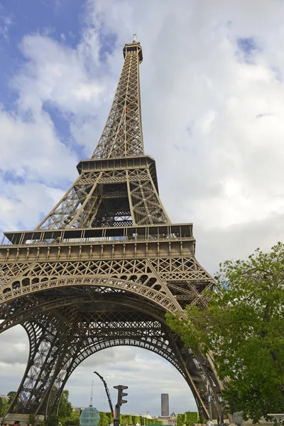 Eiffelturm in Paris, Frankreich — Stockfoto