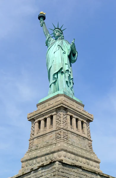 ニューヨーク リバティ島の自由の女神像 — ストック写真