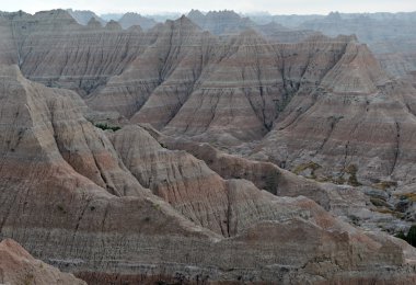 Badlands manzara, ifade ve rüzgar ve su, erozyon tarafından kurulan bazı Badlands Ulusal Parkı, Güney Dakota, ABD, dünyanın en zengin fosil yataklar içerir