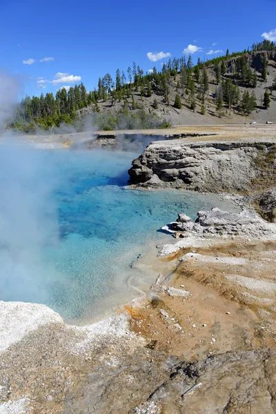 Características geotérmicas no Parque Nacional de Yellowstone — Fotografia de Stock