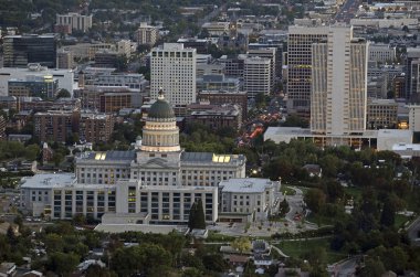 Salt Lake City skyline ile Capitol binası, Utah