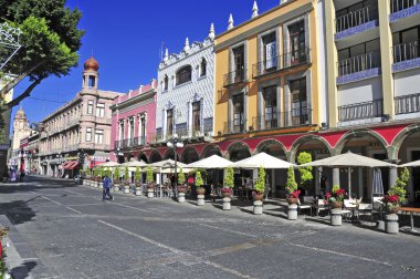 Puebla City, Meksika'nın canlı ve renkli binalar