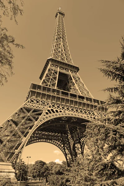 İkonik Eyfel Kulesi, Paris Fransa — Stok fotoğraf