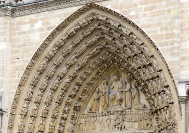Sanat ve oymalar Notre Dame Katedrali, Paris, Fransa, yakın çekim