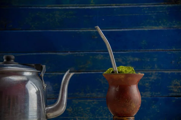 Calabaza Avícola Calabaza Con Yerba Mate Ilex Paraguariensis Chimarro Una —  Fotos de Stock