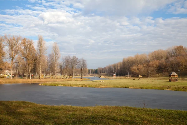 City Park in autunno. Vitebsk. Bielorussia — Foto Stock