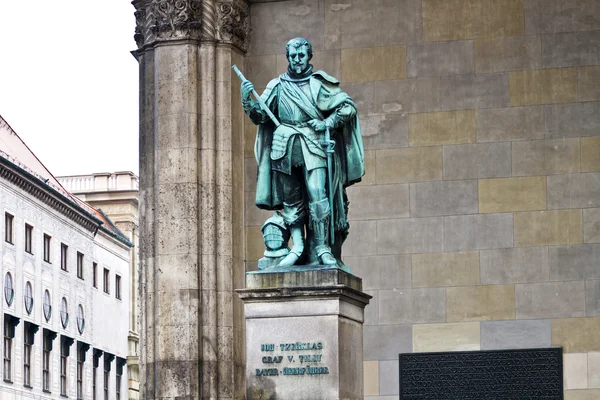 Německo. Bayern. Mnichov. Socha počítat von Tilly v Feldherrnhalle — Stock fotografie