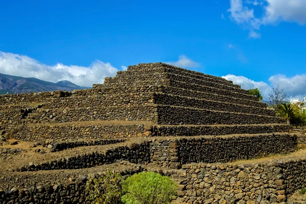 Pirâmides de Guimar. Tenerife. Ilhas Canárias. Espanha — Fotografia de Stock