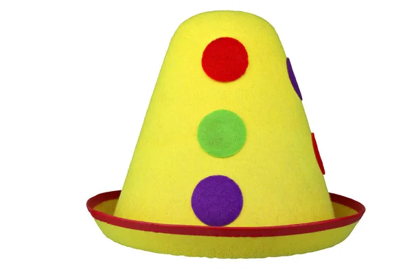 Klasik palyaço şapkası beyazda izole edilmiş.