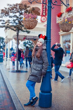 minnie fare yay ile güzel kadın