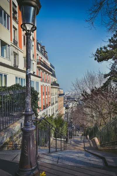 Typisk gata i Paris — Stockfoto