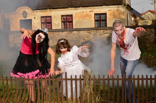 Attacco zombie — Foto Stock