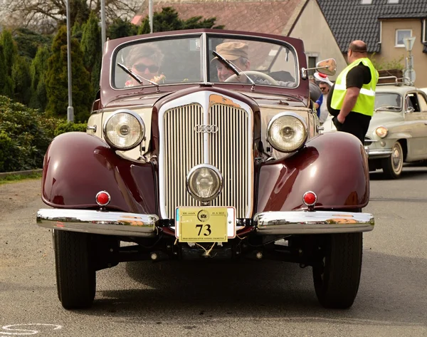 Historische Fahrzeuge — Stockfoto