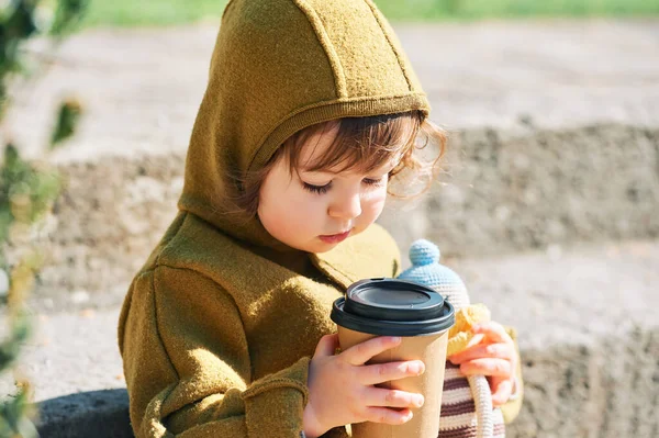 Funny Little Kid Drinking Takeaway Coffe Cup Early Morning Sitting — Stock Photo, Image