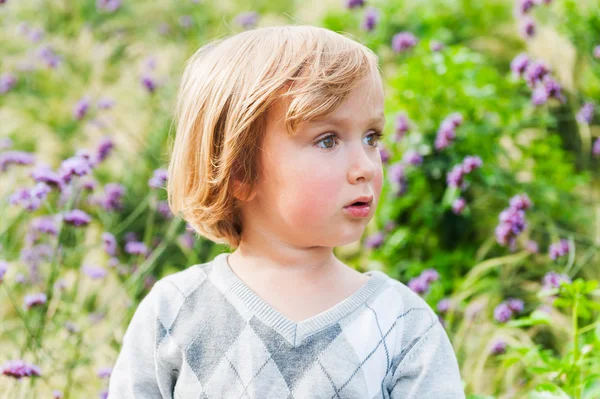 Close up portrait of a cute toddler boy — Stock Photo, Image