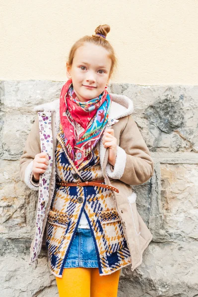 Fashion portrait of a cute little girl — Stock Photo, Image