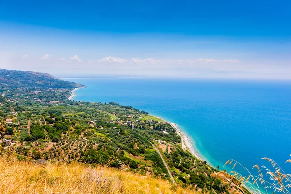 Ten zuiden van Italië, Calabrië, hiel van de Italiaanse laars — Stockfoto