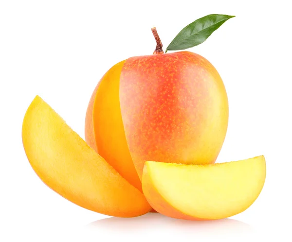 Mango con fette isolate — Foto Stock