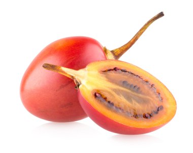 Olgun tamarillos izole