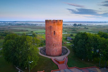 Eski Kamyenyet Kulesi, Belarus