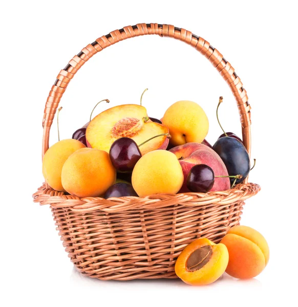 Fruits in a basket — Stock Photo, Image