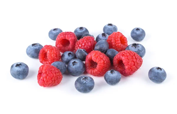Fresh raspberries and blueberries — Stock Photo, Image