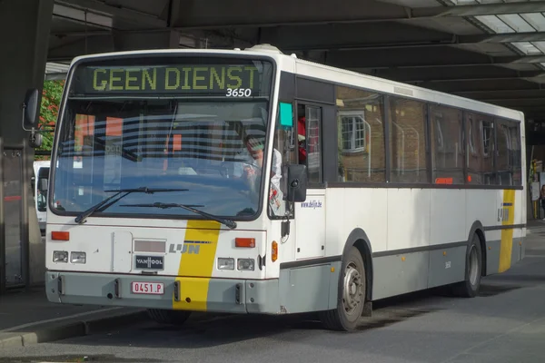 Bus in Brügge — Stockfoto