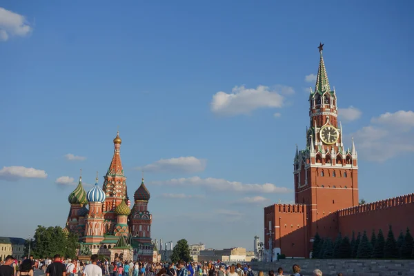 Muro Rojo del Kremlin en Moscú — Foto de Stock