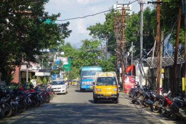 Hindistan 'ın Kochi şehrinde nakliye