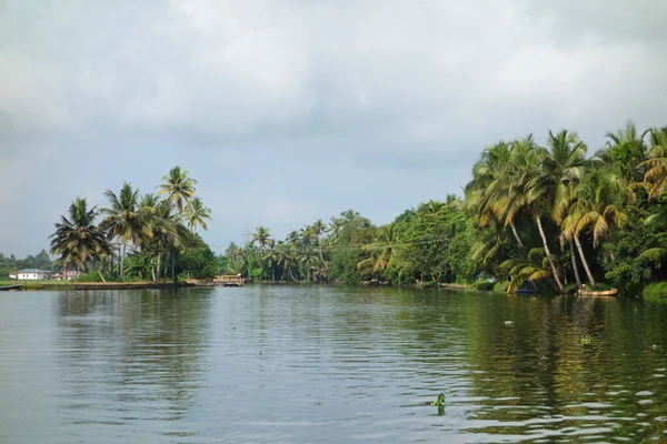 Backwaters Nätverk Bräckta Laguner Sjöar Kanaler Och Floder Kerala Indien — Stockfoto