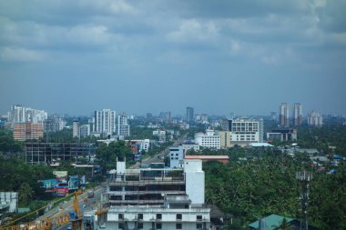 KOCHI, Hindistan - CIRCA ECTOBER 2017: Şehrin havadan görünüşü