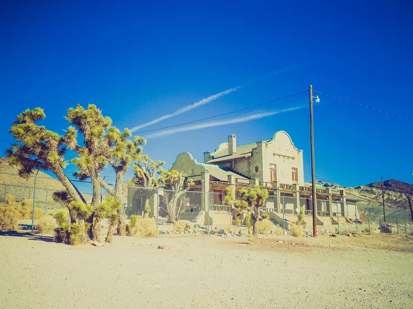 Mirada retro Ruinas de la estación de tren en Rhyolite —  Fotos de Stock