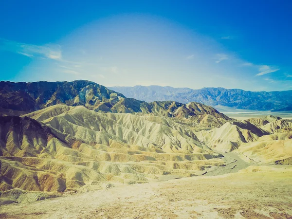 Retro vzhled zabriskie point v death valley — Stock fotografie